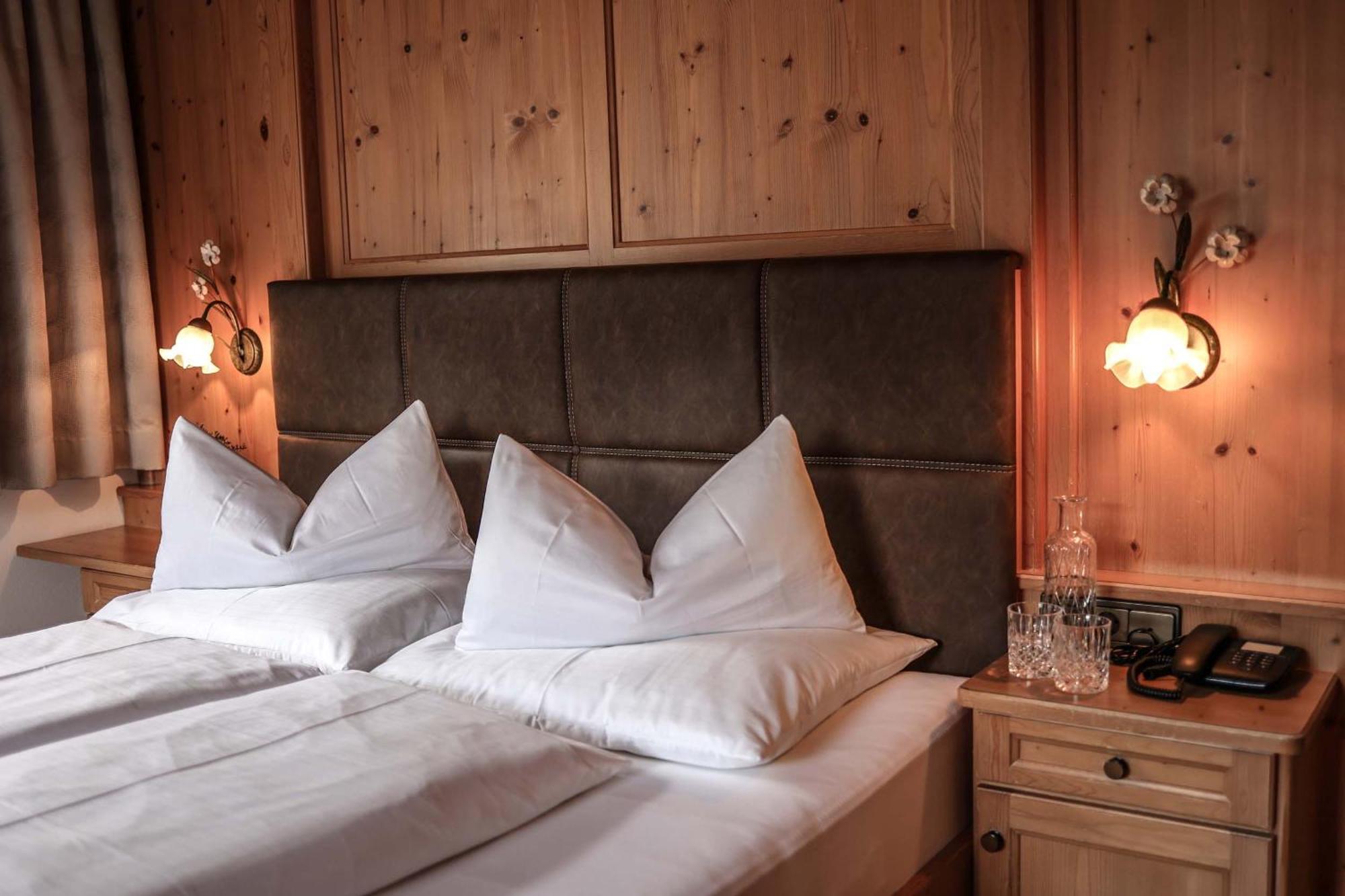 Metzgerwirt Hotell Hippach Eksteriør bilde